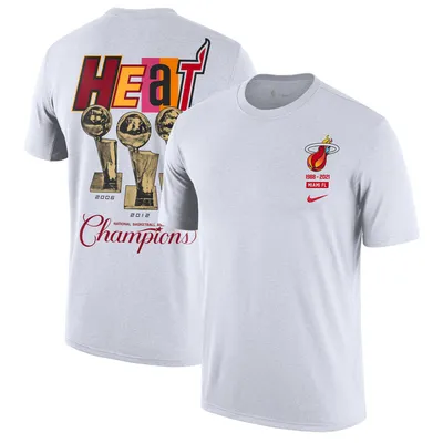 Nike Men's Red Philadelphia 76Ers 2021/22 City Edition Courtside  Heavyweight Moments Long Sleeve T-shirt