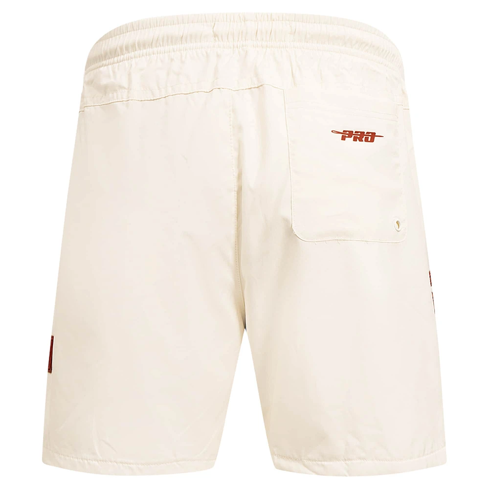 Short tissé triple ton sur Pro Standard Miami Heat crème pour hommes