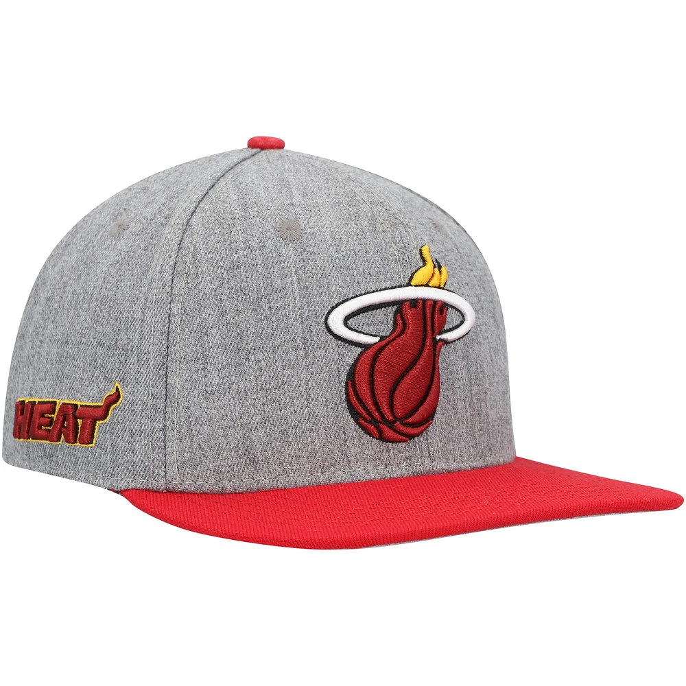 Men's Pro Standard Gray/Red Miami Heat Classic Logo Two-Tone Snapback Hat