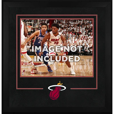 Cadre d'installation horizontal de luxe Miami Heat 16" x 20" avec logo de l'équipe