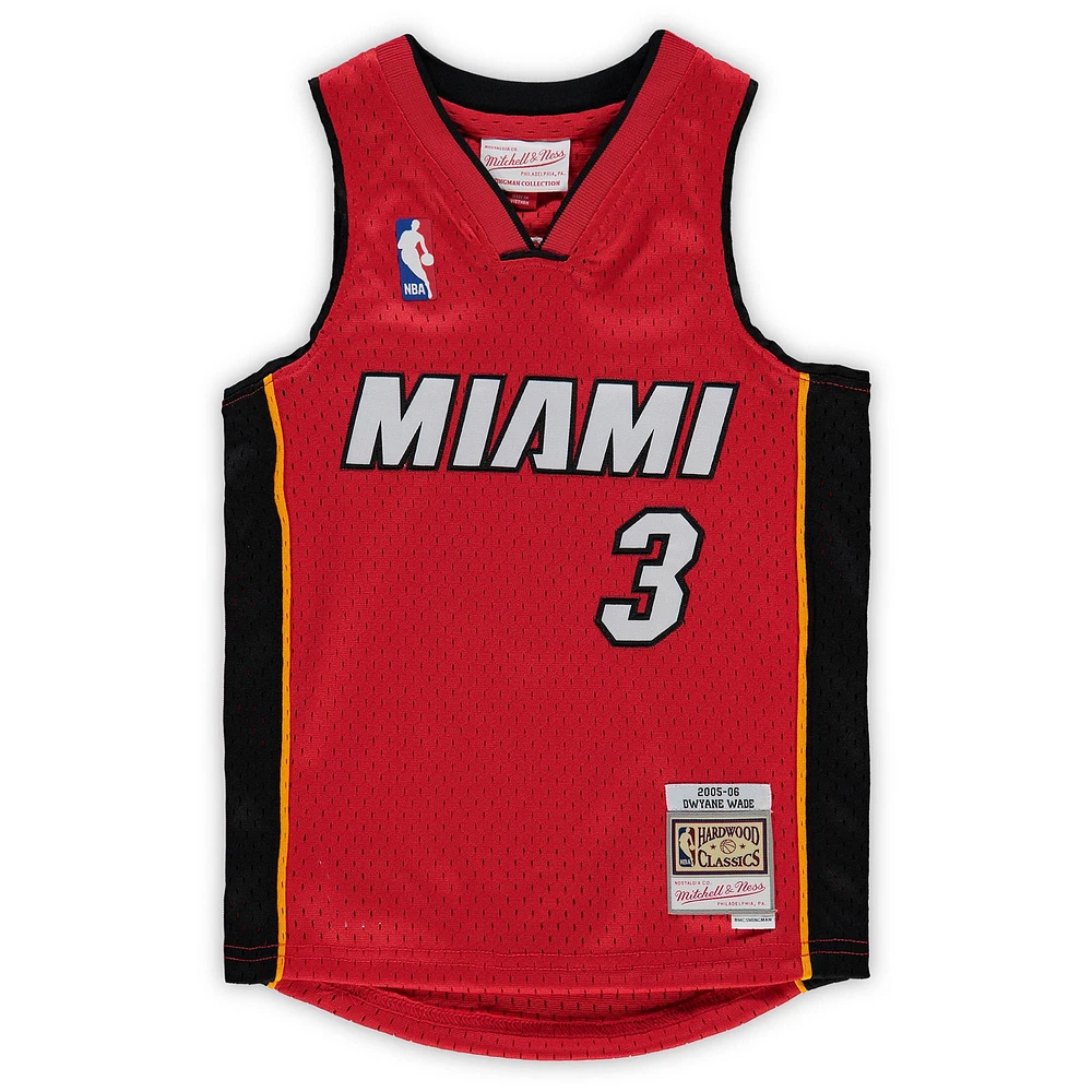 Préscolaire Mitchell & Ness Dwyane Wade Rouge Miami Heat 2005-06 Hardwood Classics Player Jersey