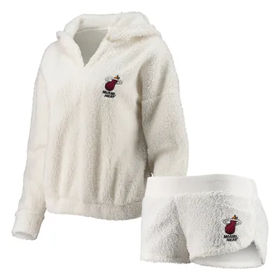 Tennessee Titans Concepts Sport Women's Fluffy Pullover Sweatshirt & Shorts  Sleep Set - White