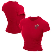 T-shirt court rouge foncé Miami Heat Leisure Collection Baby Doll de New Era pour femme