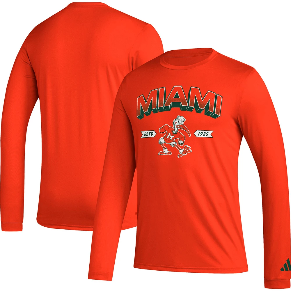 T-shirt à manches longues adidas Miami Hurricanes Mighty Mascot avant-match pour homme