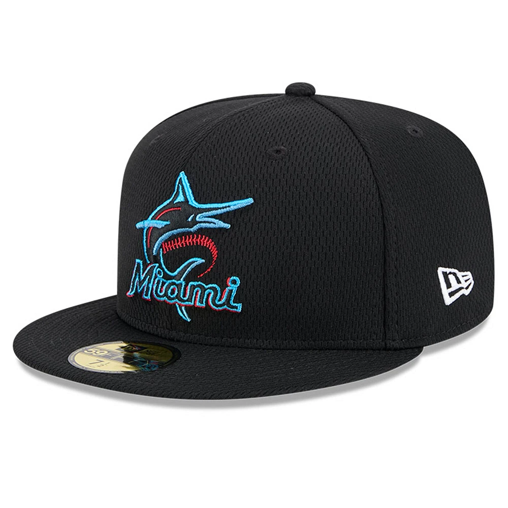 Men's New Era Black Miami Marlins 2025 MLB Clubhouse 59FIFTY Fitted Hat