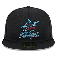 Men's New Era Black Miami Marlins 2025 MLB Clubhouse 59FIFTY Fitted Hat