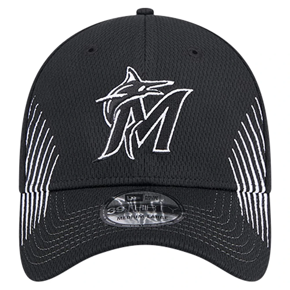 Men's New Era Black Miami Marlins Active Dash Mark 39THIRTY Flex Hat