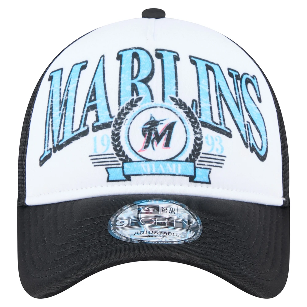 Casquette camionneur ajustable New Era noire Miami Marlins 9FORTY A-Frame pour homme