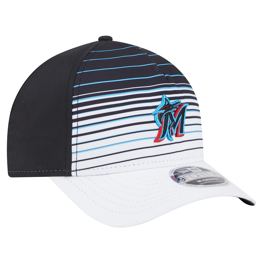Men's New Era  Black Miami Marlins Gradient 9FORTY M-Crown Adjustable Hat