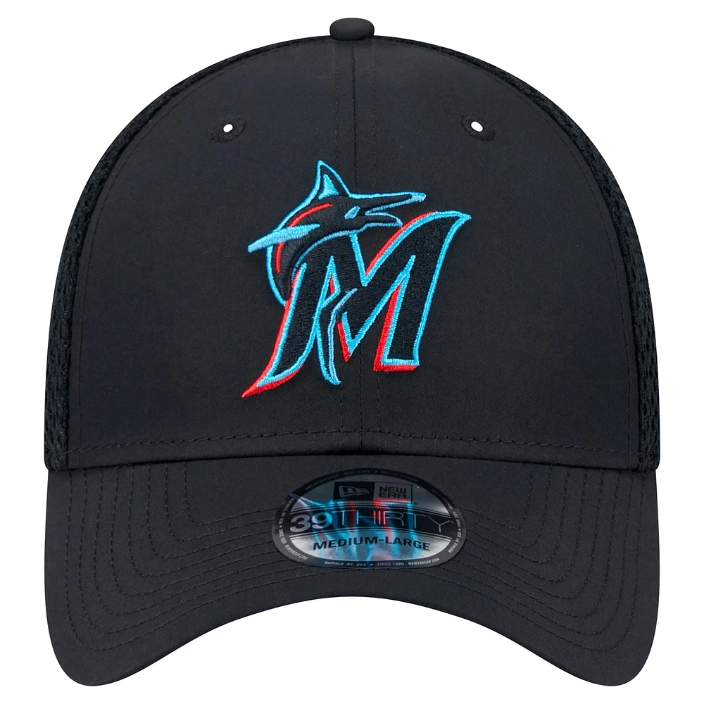 Men's New Era Black Miami Marlins Team Tone 39THIRTY Flex Hat