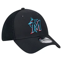 Men's New Era Black Miami Marlins Team Tone 39THIRTY Flex Hat