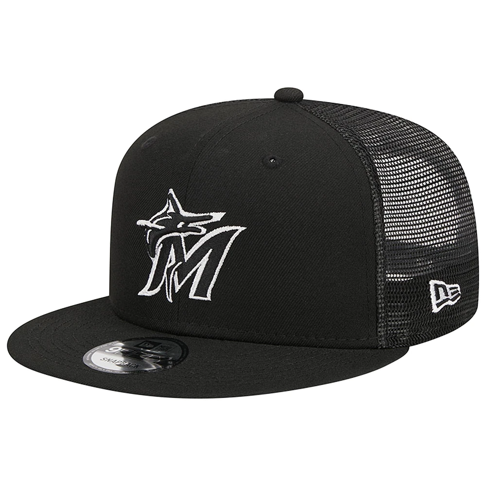 Men's New Era Black Miami Marlins Trucker 9FIFTY Snapback Hat