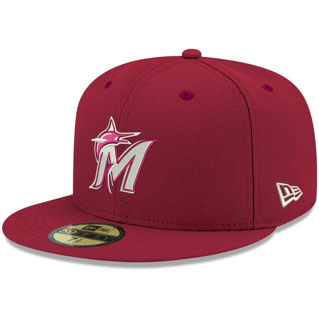 Casquette ajustée 59FIFTY blanche avec logo Miami Marlins Cardinal New Era pour homme