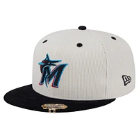 Casquette ajustée 59FIFTY en velours côtelé bicolore crème/noir pour homme des Miami Marlins de New Era