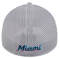 Men's New Era  Gray Miami Marlins Linear 39THIRTY Flex-Fit Hat