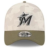 Men's New Era Light Beige/Olive Miami Marlins 2025 Armed Forces Day 39THIRTY Flex Hat
