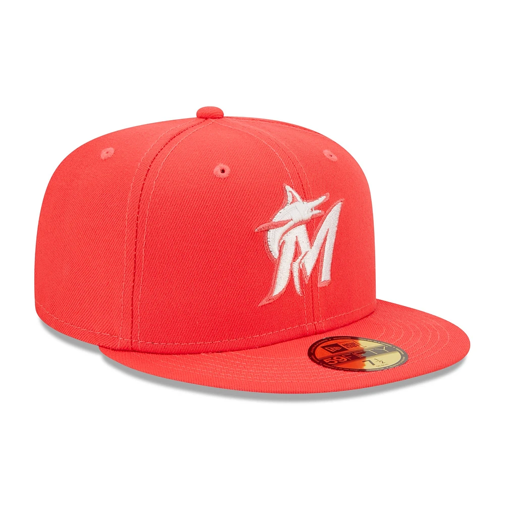 Men's New Era Red Miami Marlins Lava Highlighter Logo 59FIFTY Fitted Hat