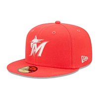 Casquette ajustée 59FIFTY Miami Marlins Lava Highlighter Logo pour homme New Era rouge