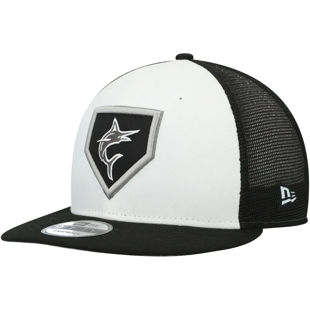 New Era Black/White Miami Marlins Base Trucker 9FIFTY Snapback Hat