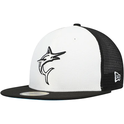 Casquette ajustée 59FIFTY pour entraînement au bâton sur le terrain Miami Marlins 2023 New Era homme, blanc/noir