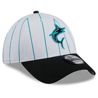 Men's New Era  White Miami Marlins 2025 Batting Practice 39THIRTY Flex Hat