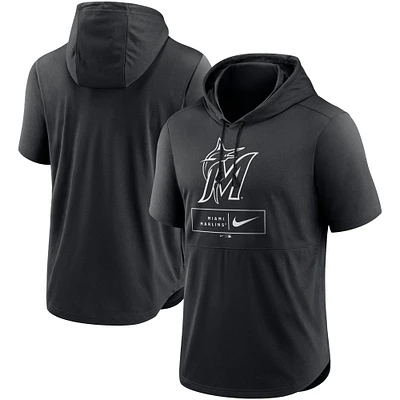 Haut à capuche léger manches courtes Nike Black Miami Marlins Lockup Performance pour homme