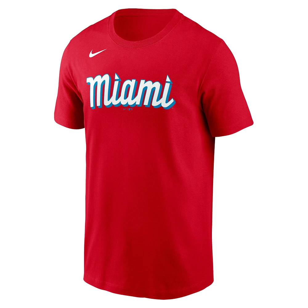 T-shirt Nike Sandy Alcantara rouge Miami Marlins City Connect avec nom et numéro pour homme