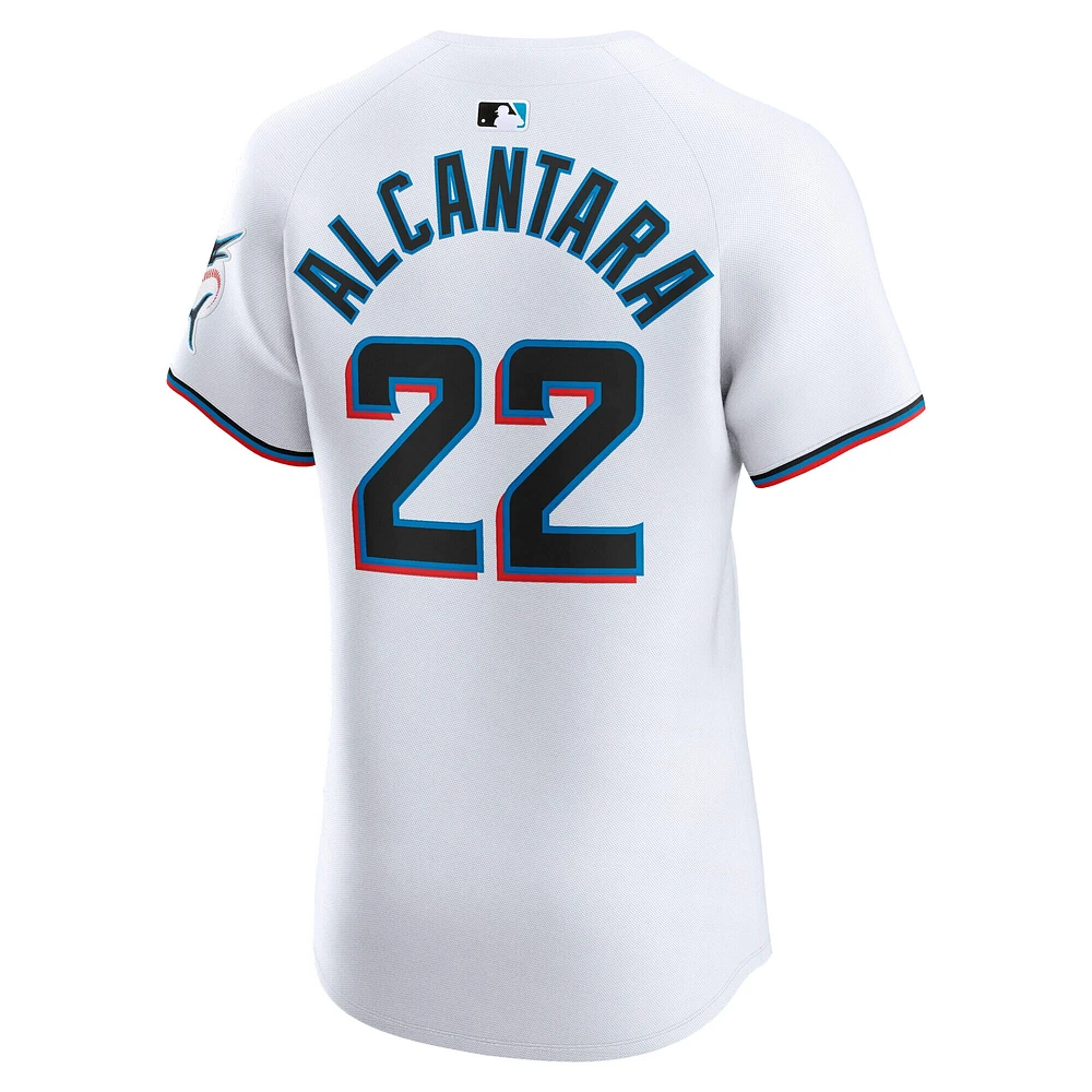 Maillot Nike Sandy Alcantara blanc pour homme des Miami Marlins Domicile Elite