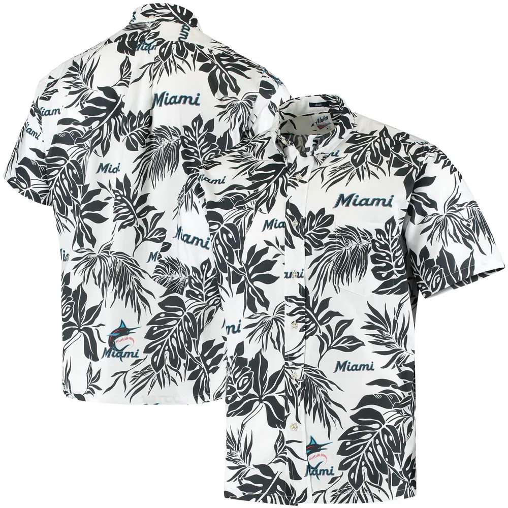 Reyn Spooner Men's Atlanta Braves White Americana Button Down Shirt