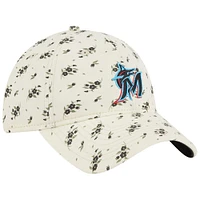 Casquette réglable New Era Miami Marlins Chrome Bloom 9TWENTY femme crème