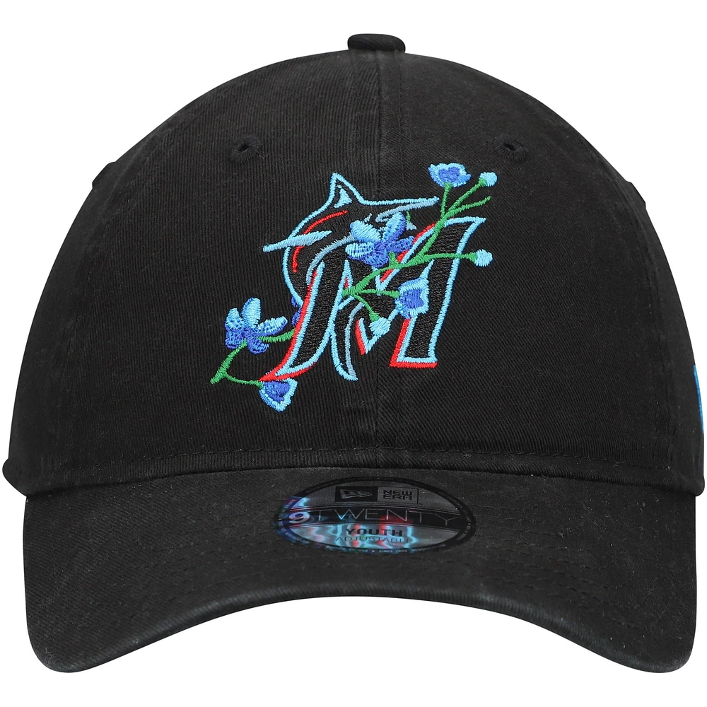 Casquette réglable noire Miami Marlins Game Day Bloom 9TWENTY pour jeune New Era