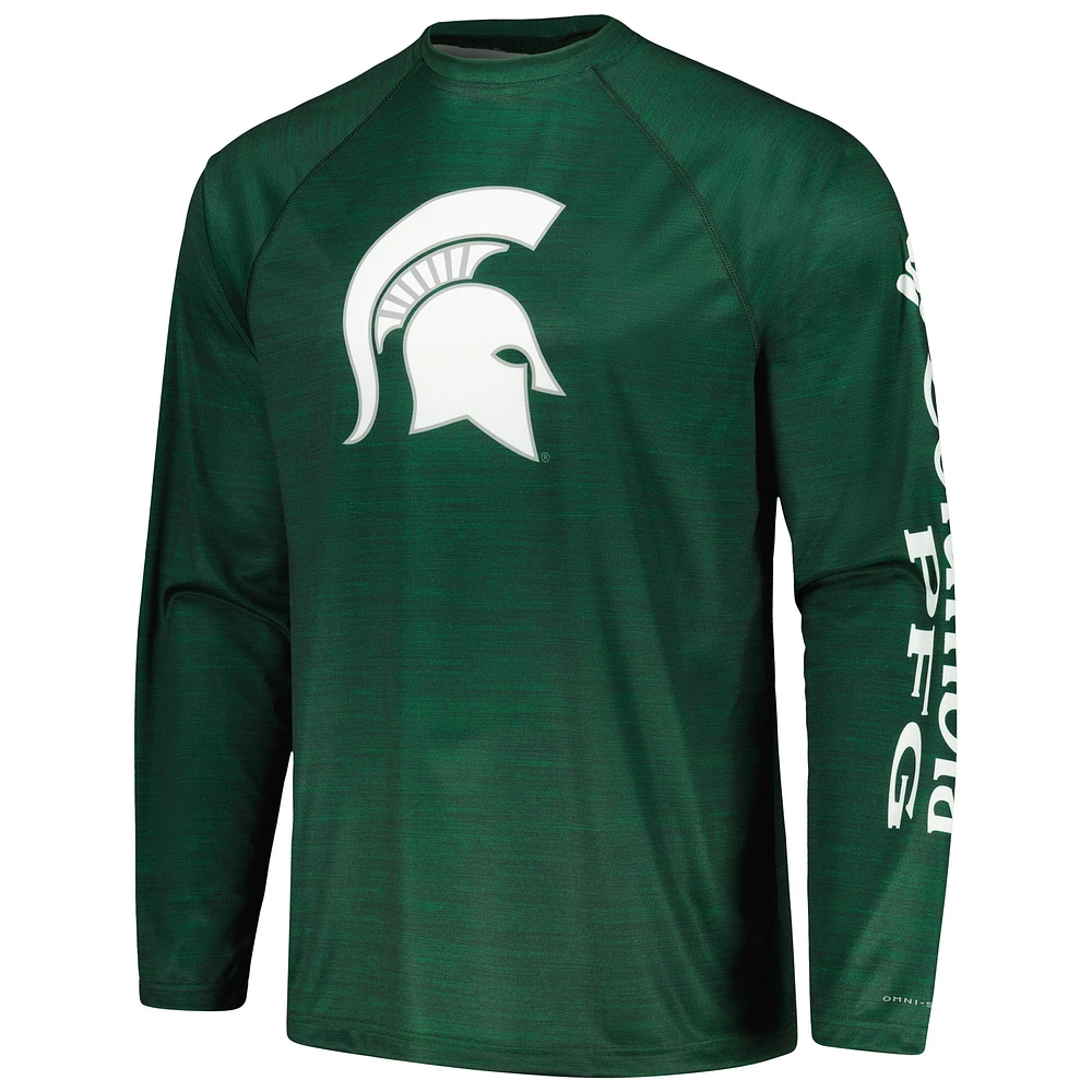 Columbia Green Michigan State Spartans PFG Terminal Tackle Omni-Shade Raglan T-shirt à manches longues pour homme