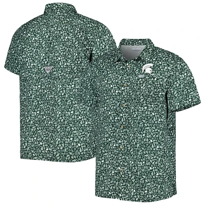 Chemise boutonnée pour homme Columbia Green Michigan State Spartans Super Slack Tide Omni-Shade Team