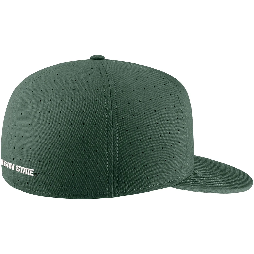 Men's Nike Green Michigan State Spartans True Performance Fitted Hat