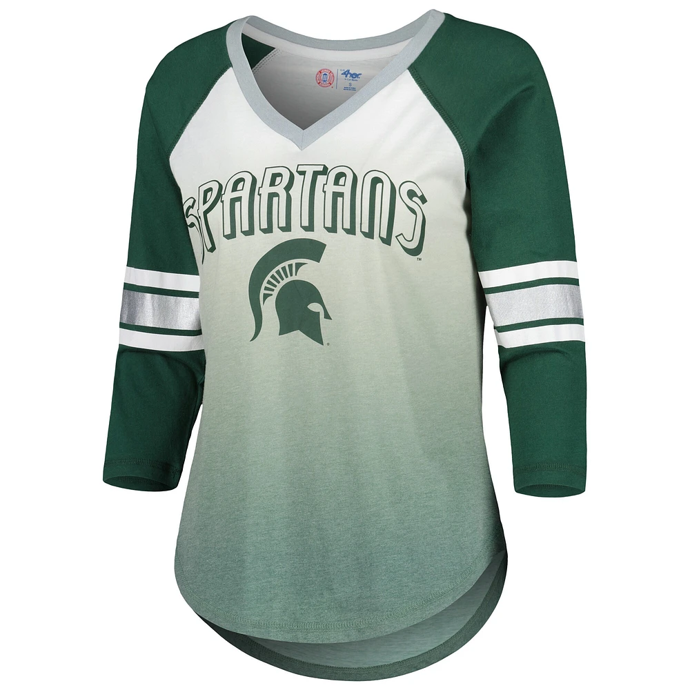 T-shirt à col en V et manches 3/4 pour femme G-III 4Her by Carl Banks Blanc/Vert Michigan State Spartans Lead Off Ombre Raglan