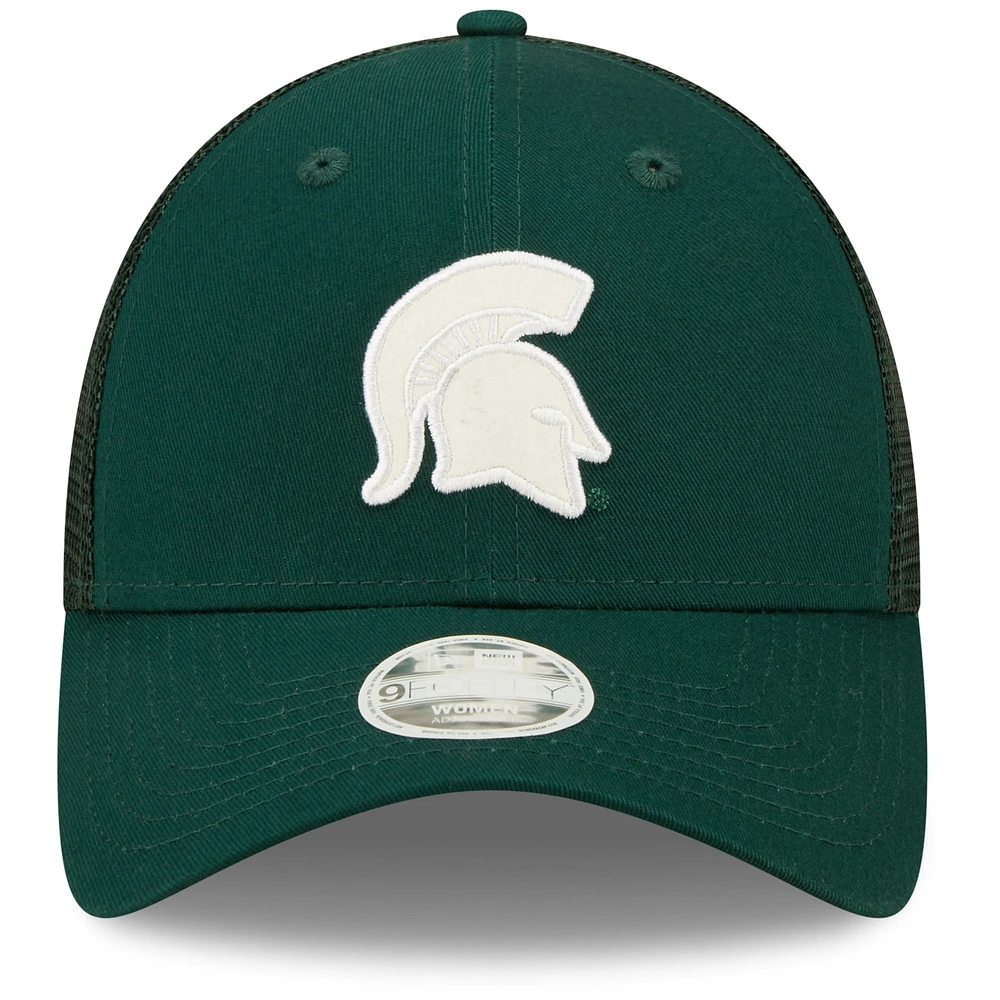 Women's New Era Green Michigan State Spartans 9FORTY Logo Spark Trucker Snapback Hat