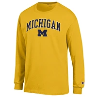 T-shirt à manches longues avec logo Arch Over des Michigan Wolverines pour homme Champion Maize