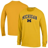 T-shirt à manches longues avec logo Arch Over des Michigan Wolverines pour homme Champion Maize