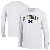 T-shirt à manches longues blanc champion pour homme avec logo Arch Over des Wolverines du Michigan