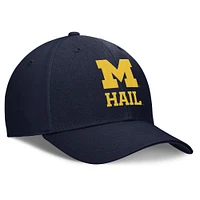 Casquette ajustable Jordan Brand bleu marine Michigan Wolverines Performance Club pour homme