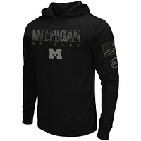 T-shirt à capuche manches longues pour hommes Colosseum Black Michigan Wolverines OHT Military Appréciation