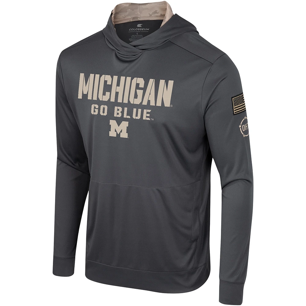 T-shirt à capuche manches longues pour hommes Colosseum Charcoal Michigan Wolverines OHT Military Appréciation