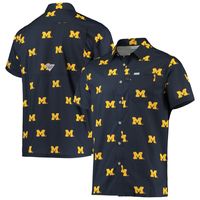 Men's Columbia Navy Michigan Wolverines Super Slack Tide Omni-Shade Button-Up Shirt