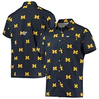 Men's Columbia Navy Michigan Wolverines Super Slack Tide Omni-Shade Button-Up Shirt