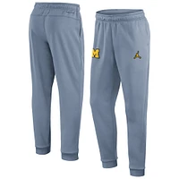 Pantalon de jogging performance pour joueur ligne touche bleu Michigan Wolverines 2024 Jordan Brand homme