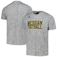 Jordan Brand - T-shirt Michigan Wolverines Practice Team Performance pour homme, gris