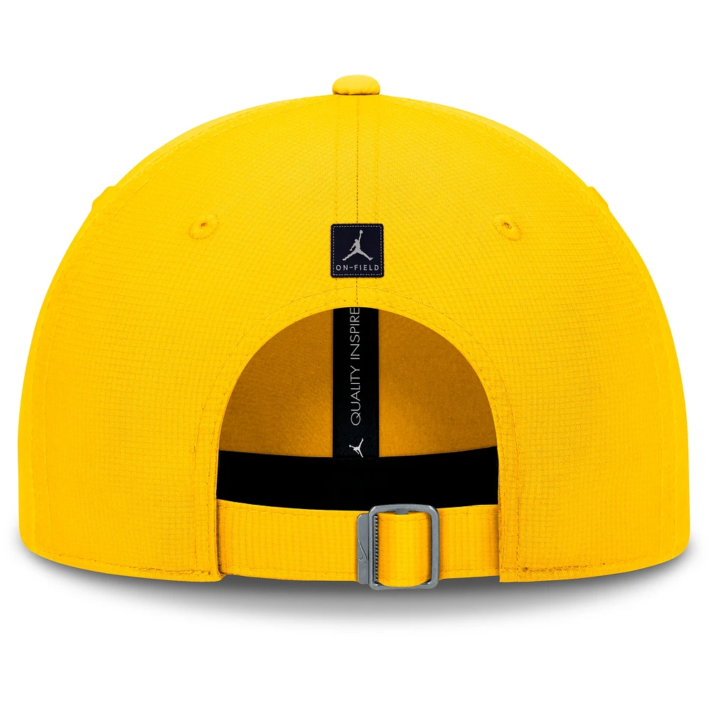 Men's Jordan Brand Maize Michigan Wolverines Club Performance Adjustable Hat