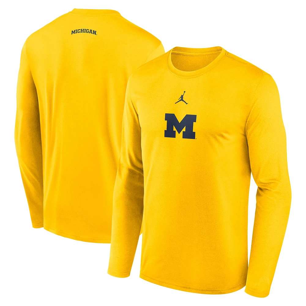 T-shirt à manches longues Jordan Brand Maize Michigan Wolverines Performance pour homme