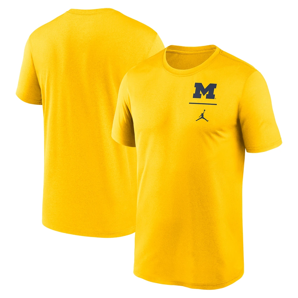 T-shirt Jordan Brand Maize Michigan Wolverines pour homme avec logo principal et légende