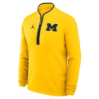 Sweat-shirt à demi-zip Jordan Brand Maize Michigan Wolverines Victory pour homme